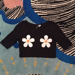 Black Daisy Crop Top
